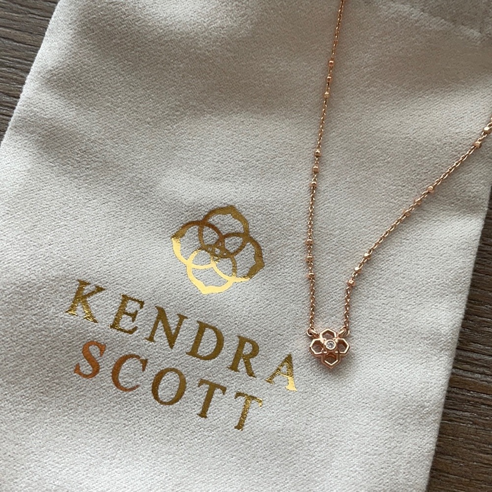 Kendra Scott Rue Pendant Necklace